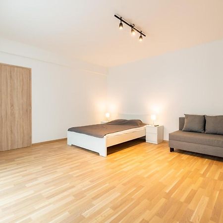 Brand New Two Room Apartment #64 In Elite Rezidence With Free Secure Parking Prague Extérieur photo