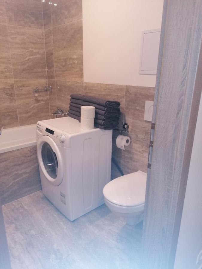 Brand New Two Room Apartment #64 In Elite Rezidence With Free Secure Parking Prague Extérieur photo